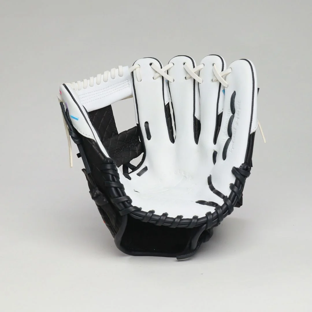 youth | cookies & cream ice cream glove - Image 5