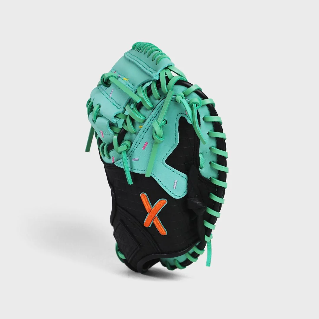 32.5" youth catcher's mitt | mint blackout - Image 4