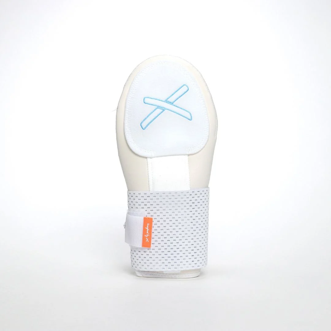 abominable snowman sliding mitt - Image 5