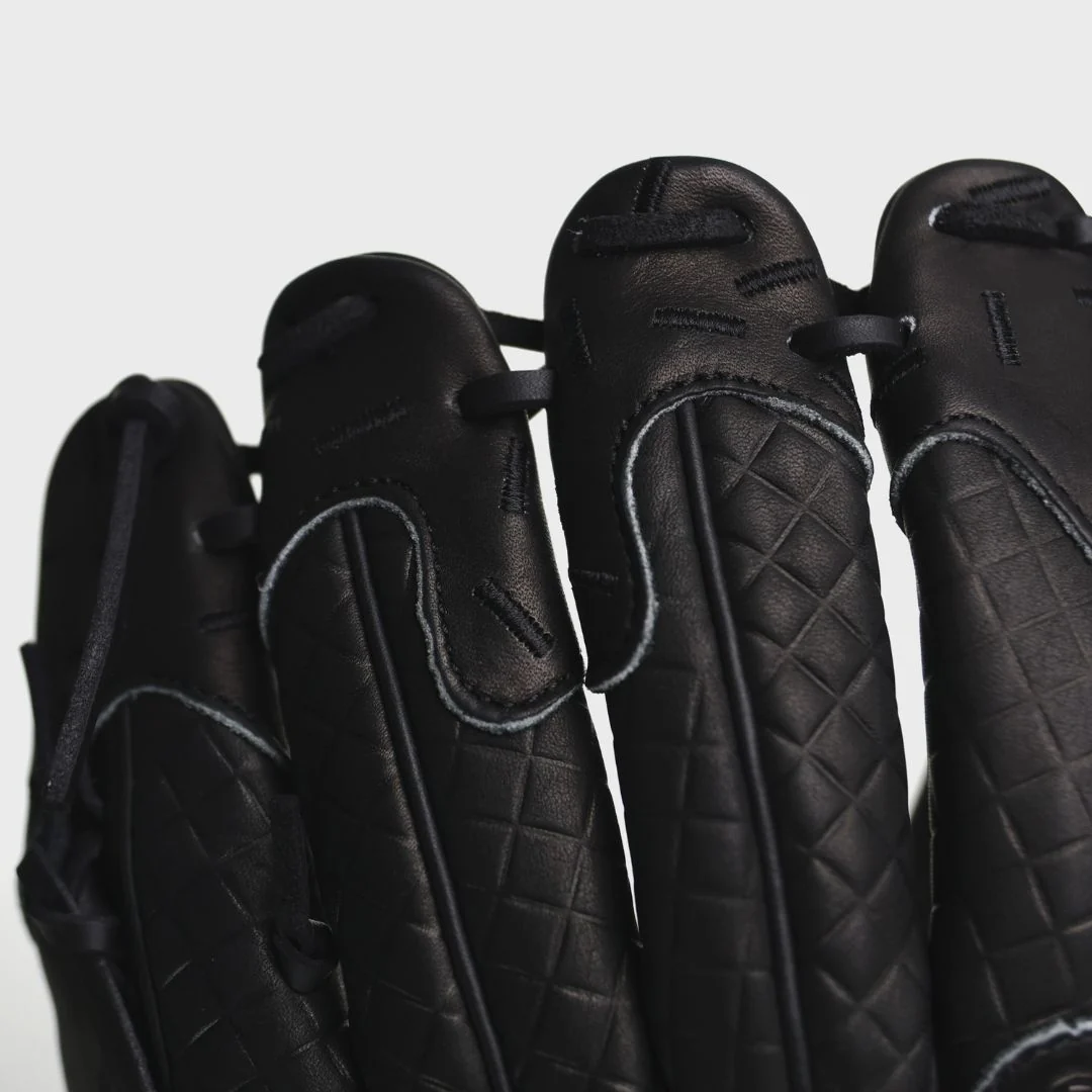 blackout ice cream glove - Image 7