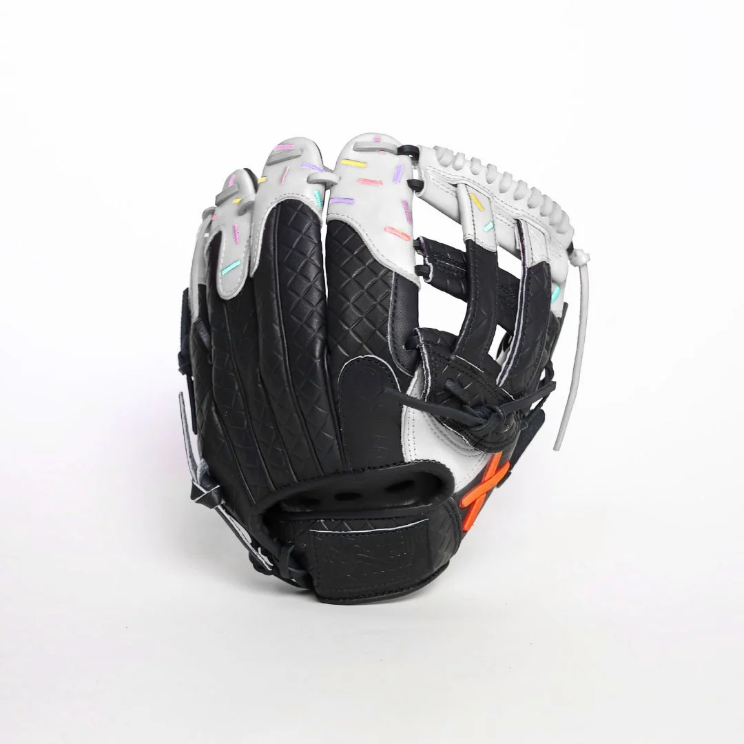 cookies & cream ice cream glove - Image 10