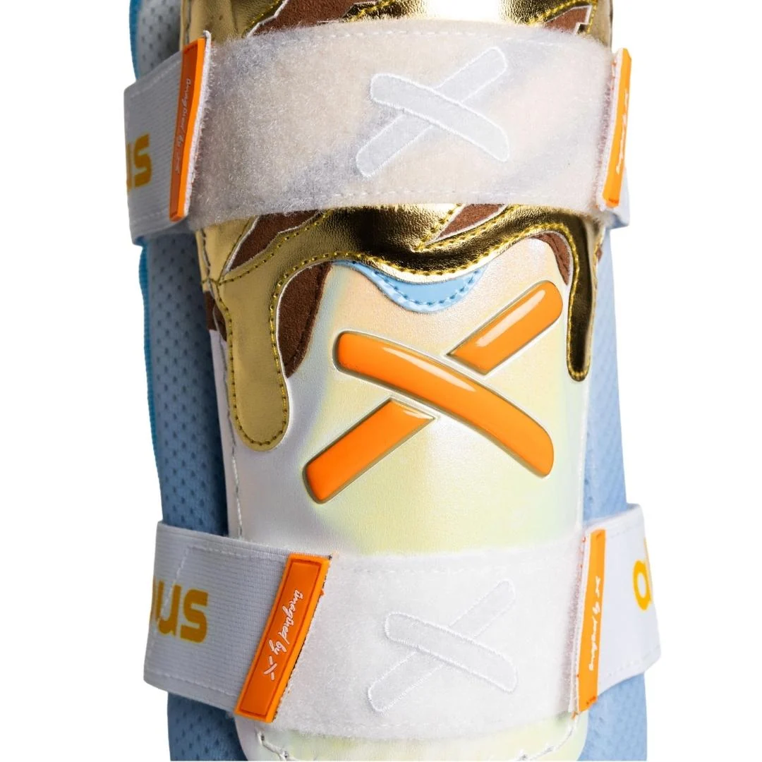 golden bruin leg guard - Image 5