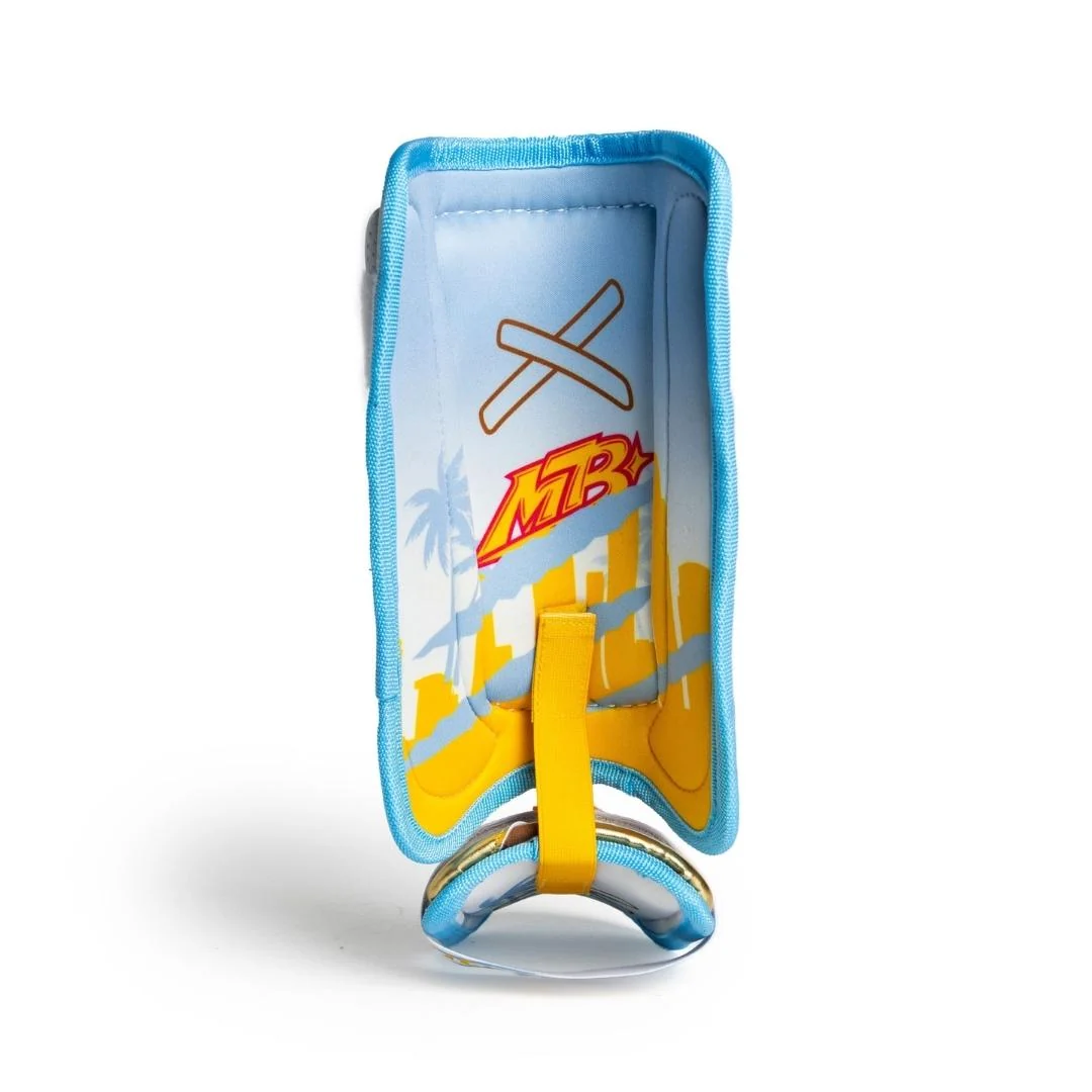 golden bruin leg guard - Image 9