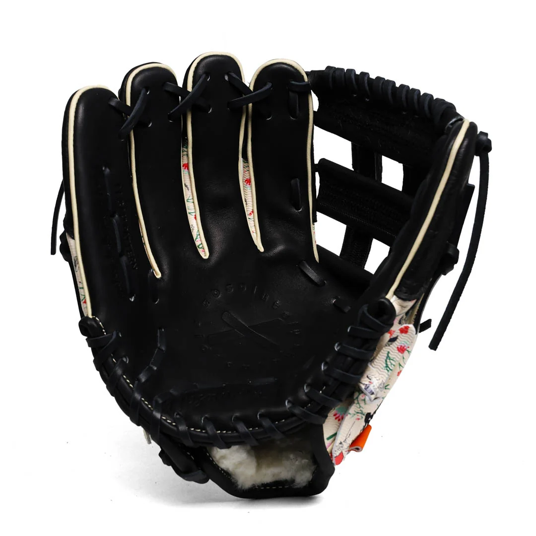 grandma's wallpaper | rare edition glove - Image 17