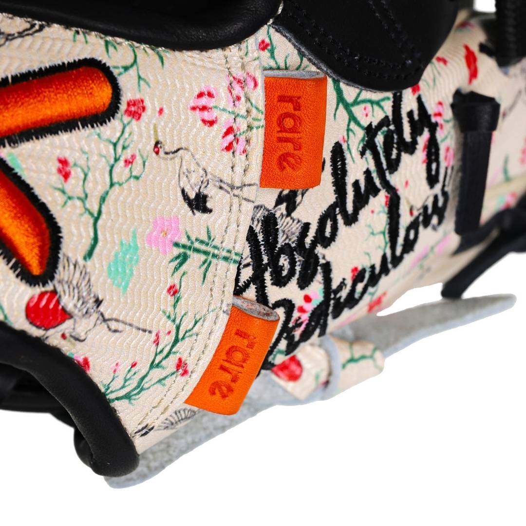 softball | grandma's wallpaper rare edition glove - Image 4