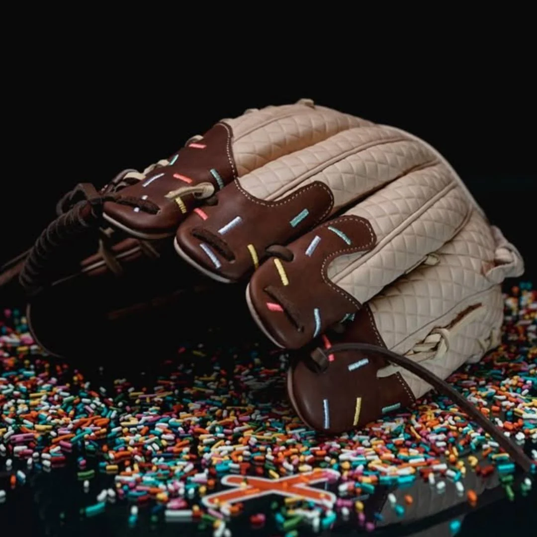 chocolate ice cream glove | rare edition - Image 2