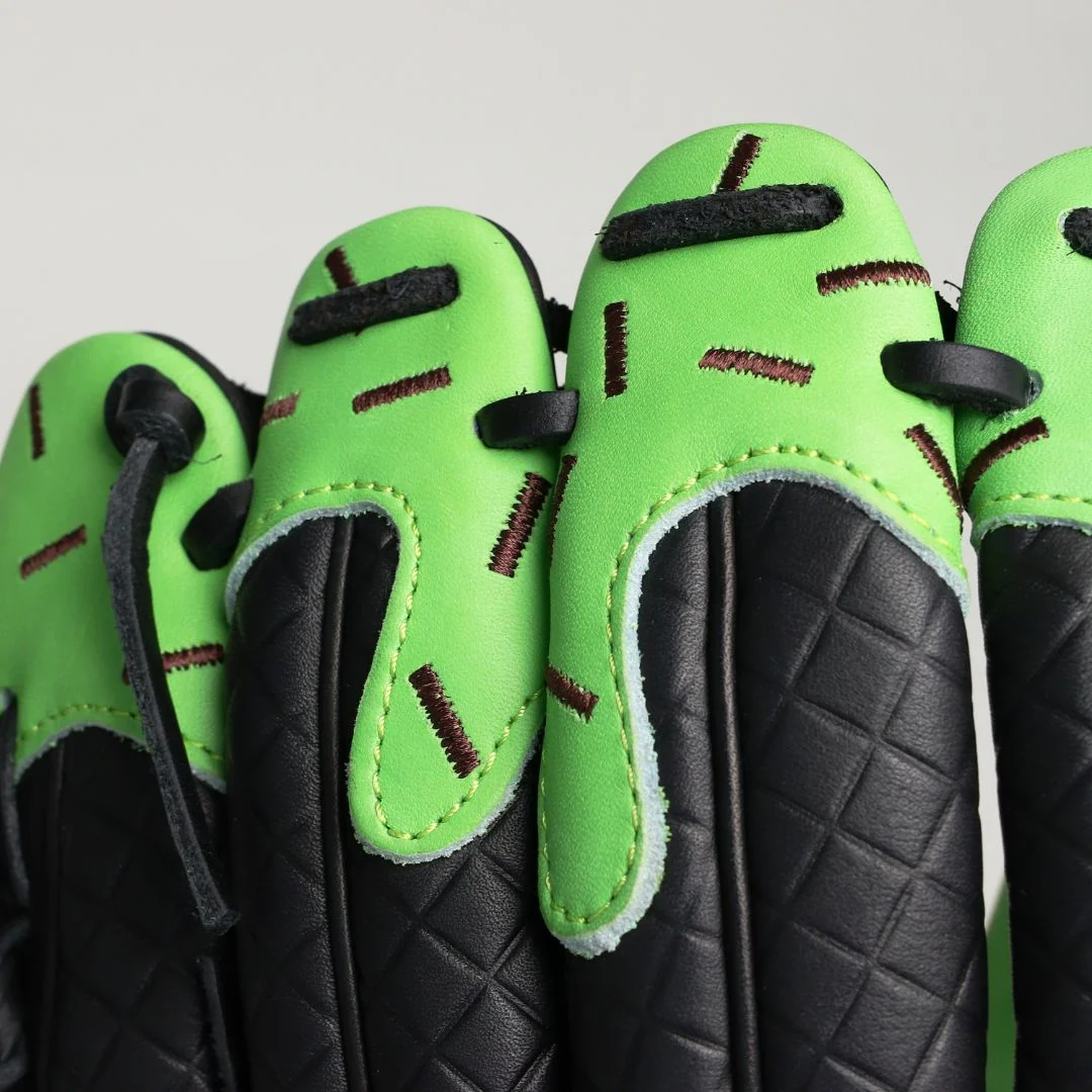 sour apple ice cream glove - Image 6